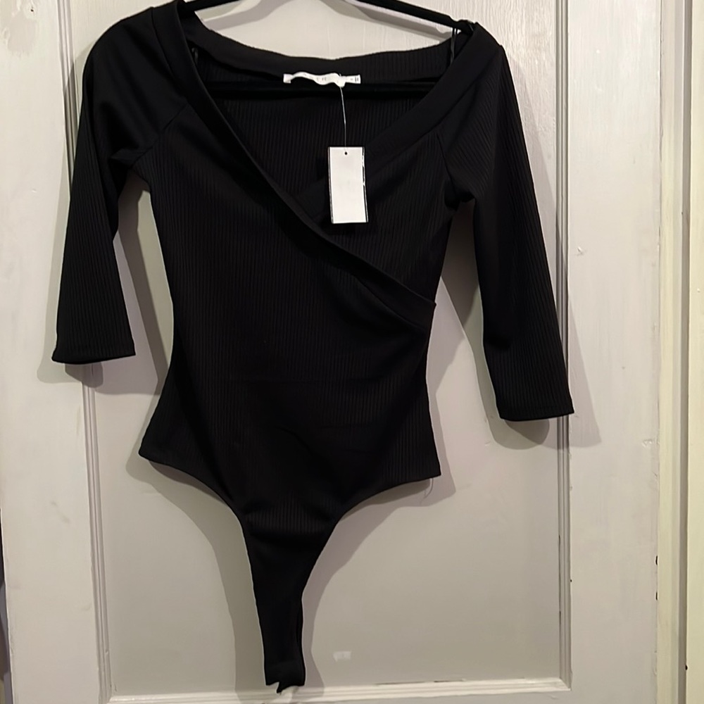 ASTR v neck body suit